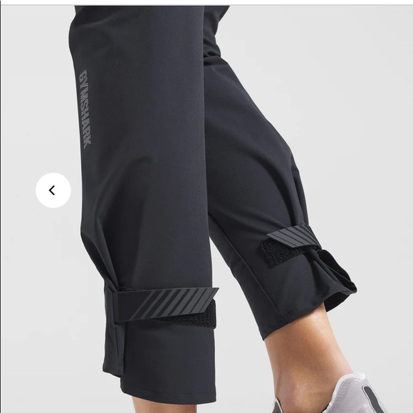 Gymshark Women’s (High Waisted) Black Venture Joggers! Size S - Picture 2 of 8